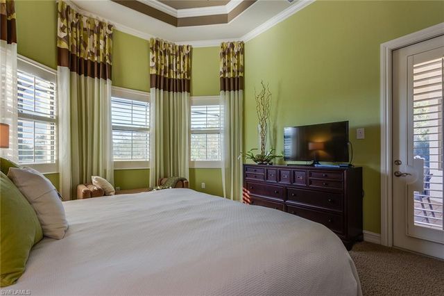 6215 Brunello LN, Naples, FL 34113