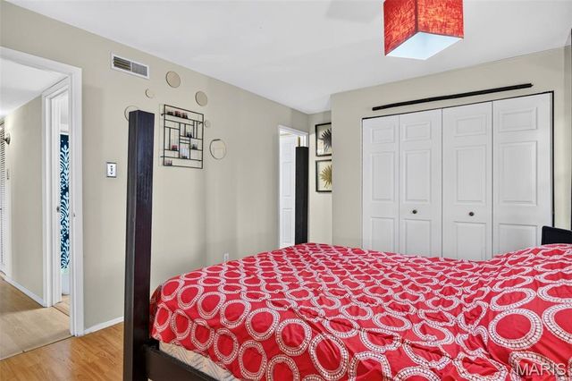 11 Fairways Circle E, St Charles, MO 63303