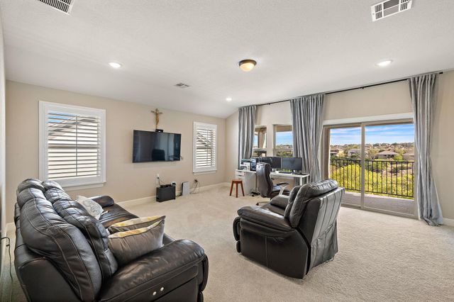 2000 Mazarro DR 25, Leander, TX 78641