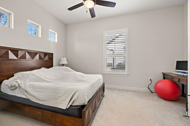 2000 Mazarro DR 25, Leander, TX 78641