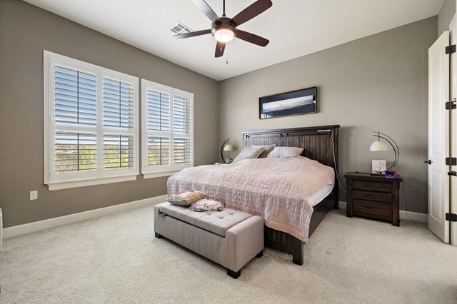 2000 Mazarro DR 25, Leander, TX 78641