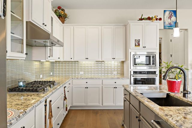 2000 Mazarro DR 25, Leander, TX 78641