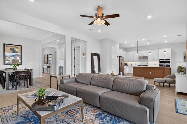 10609 BISSELL STREET, Orlando, FL 32836
