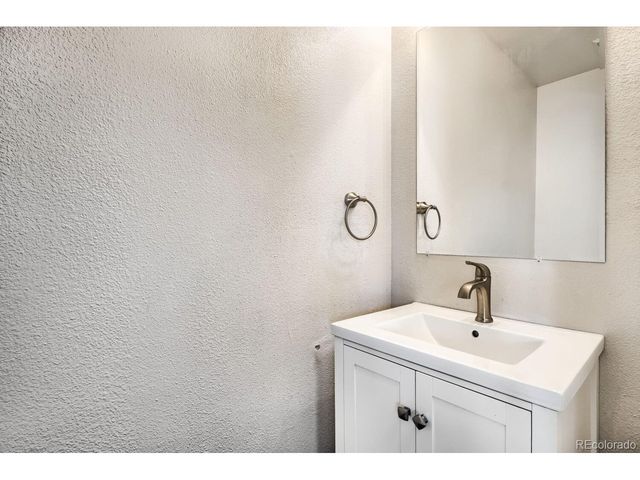 5394 S Sicily Way, Aurora, CO 80015
