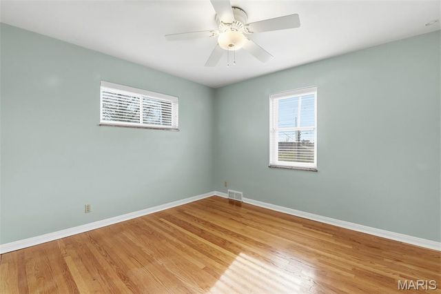 10664 Charrette Drive, St Louis, MO 63123