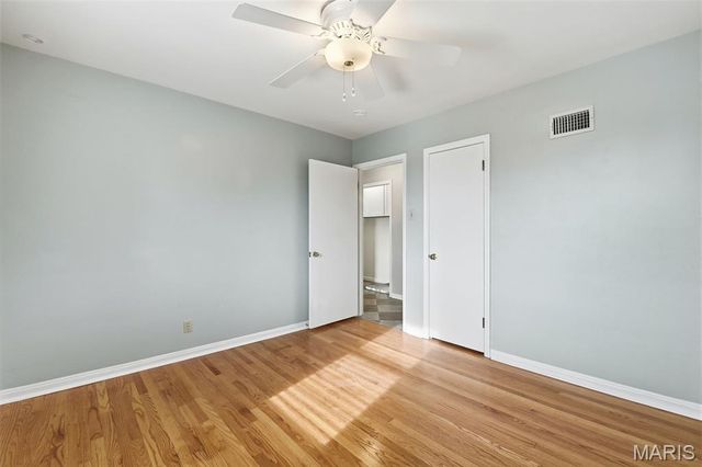 10664 Charrette Drive, St Louis, MO 63123