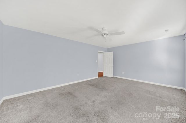 9521 Stoney Hill Lane, Charlotte, NC 28277