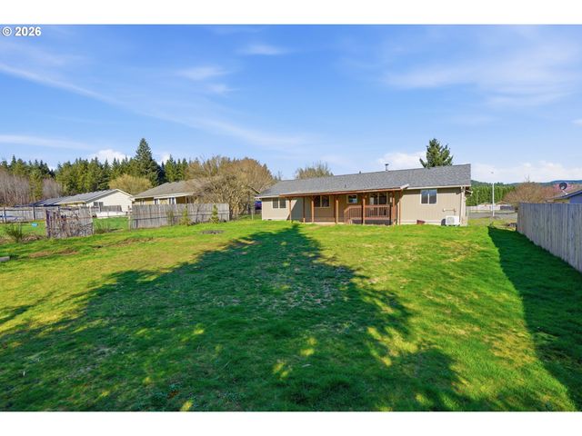 606 N HUBBARD Ave, Yacolt, WA 98675