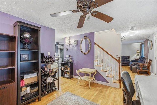 18 Constitution Dr, Plymouth, MA 02360
