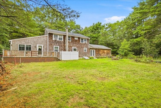 18 Constitution Dr, Plymouth, MA 02360