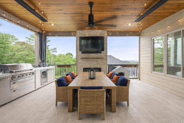 67 Falstone Drive, Little Rock, AR 72223