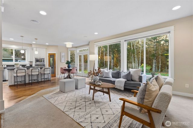 1537 SE Nylace Lane, Port Orchard, WA 98367