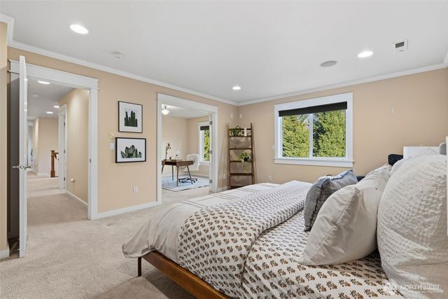 1537 SE Nylace Lane, Port Orchard, WA 98367