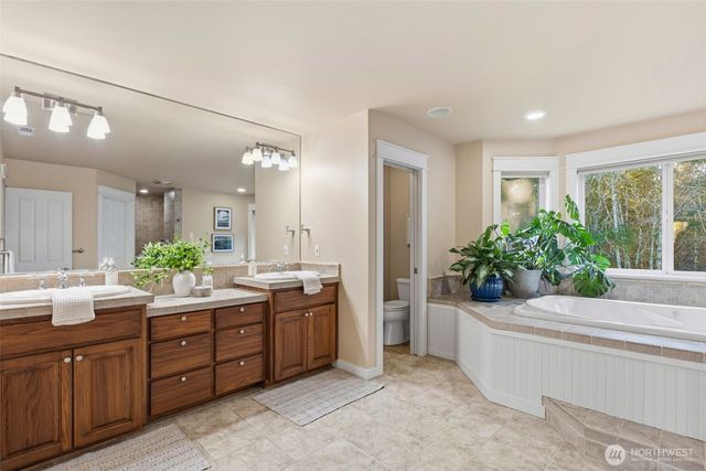 1537 SE Nylace Lane, Port Orchard, WA 98367