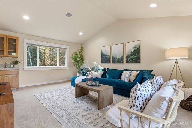 1537 SE Nylace Lane, Port Orchard, WA 98367