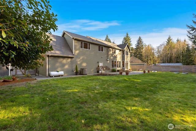 1537 SE Nylace Lane, Port Orchard, WA 98367