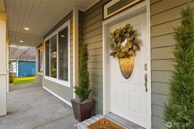 1537 SE Nylace Lane, Port Orchard, WA 98367