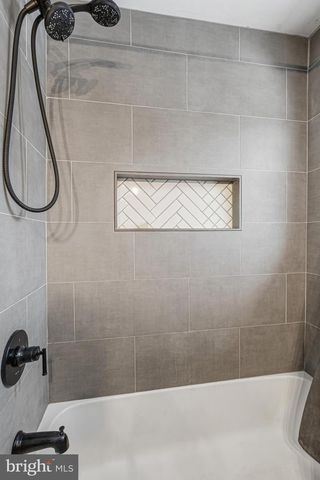 49 KINSHIP RD, Dundalk, MD 21222