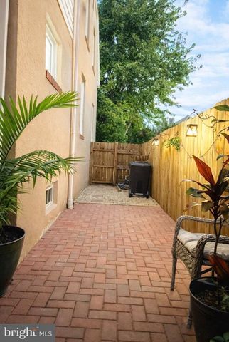 49 KINSHIP RD, Dundalk, MD 21222