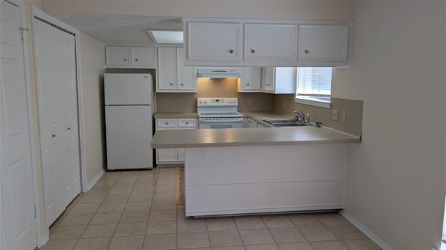 16403 Forest WAY, Austin, TX 78734