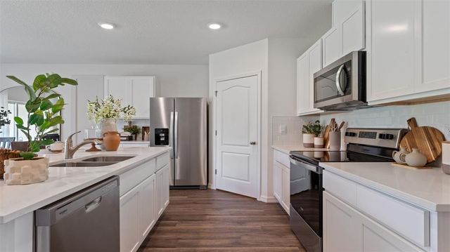 1004 ELLERSTON STREET, Daytona Beach, FL 32124
