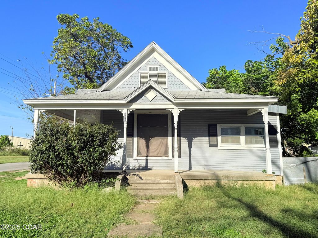 930 Murphy Avenue, Joplin, MO 64801