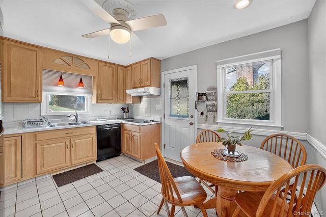 322 Brighton Avenue, Hawthorne, NY 10532