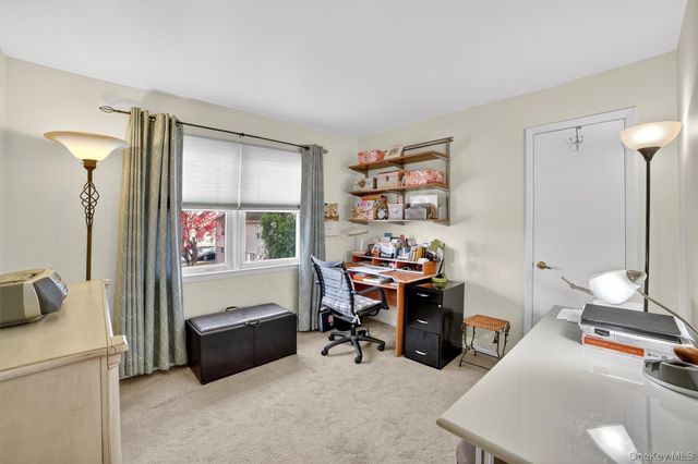 322 Brighton Avenue, Hawthorne, NY 10532