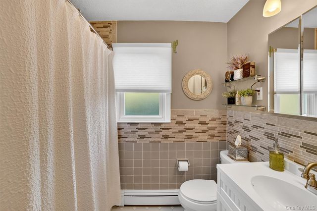 322 Brighton Avenue, Hawthorne, NY 10532