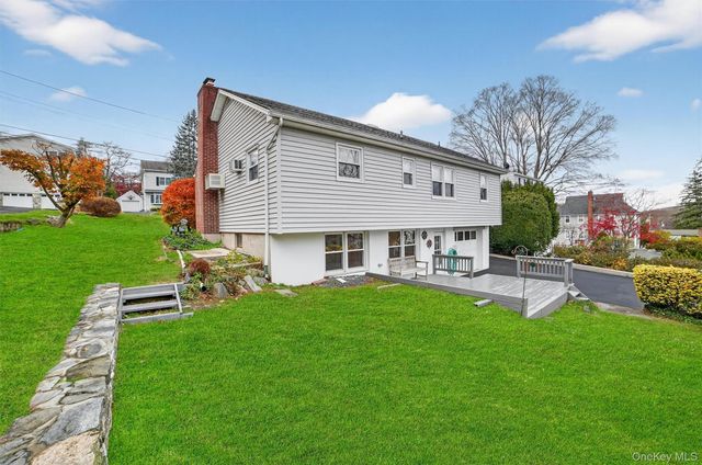 322 Brighton Avenue, Hawthorne, NY 10532