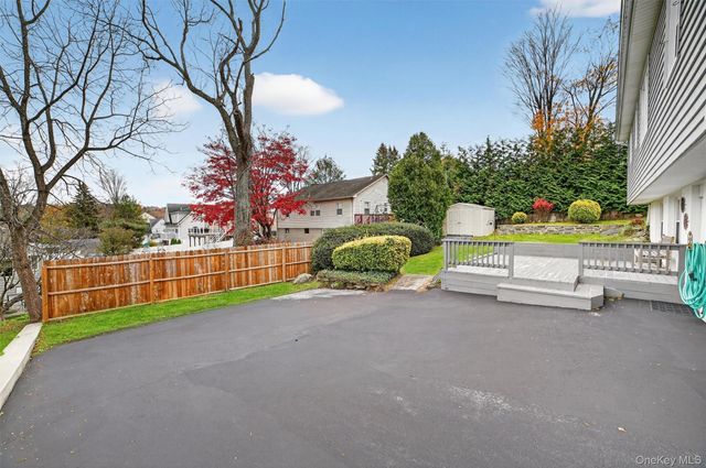 322 Brighton Avenue, Hawthorne, NY 10532