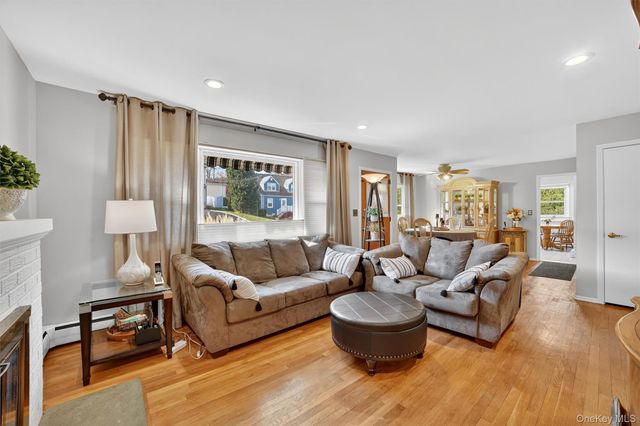 322 Brighton Avenue, Hawthorne, NY 10532