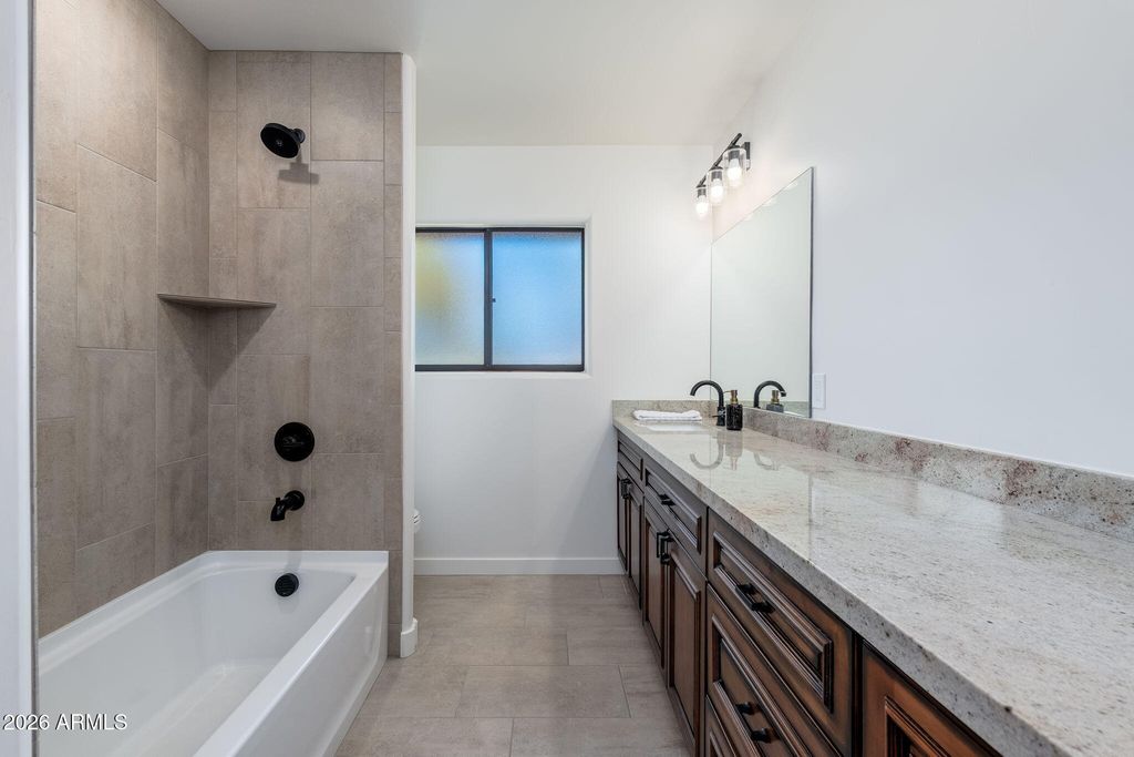 Image 19 of property listing at 10839 N 59TH Avenue, Glendale, AZ 85304