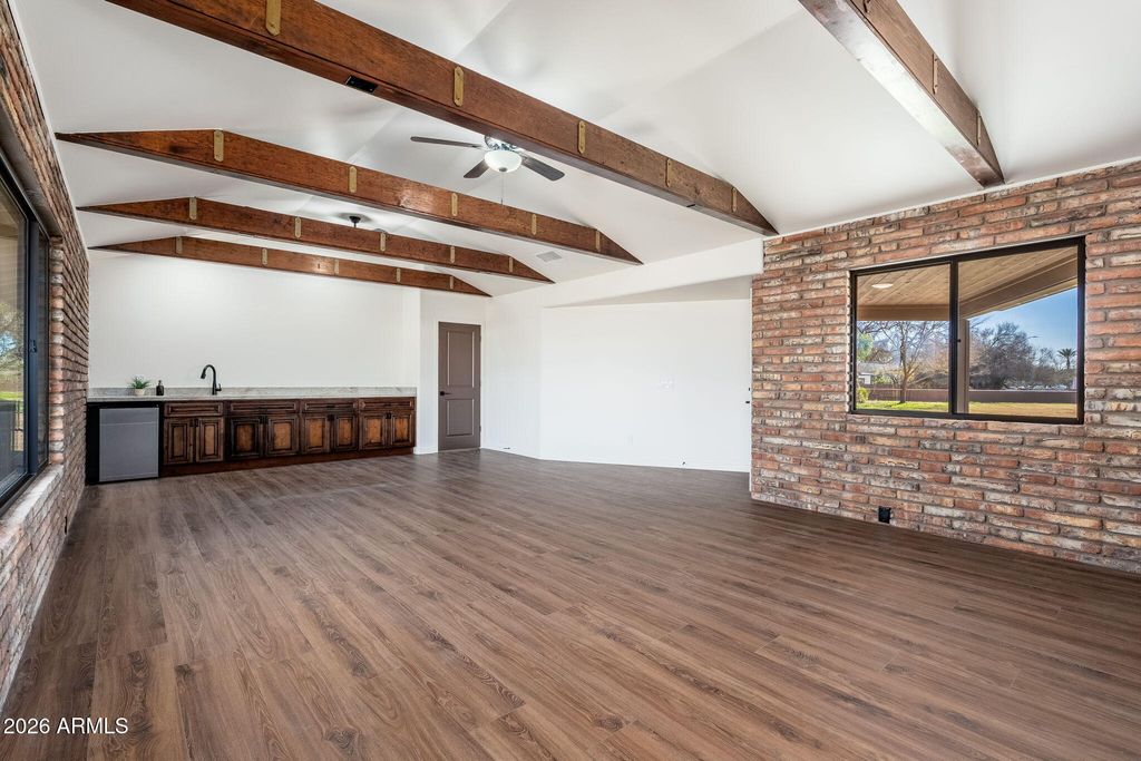 Image 27 of property listing at 10839 N 59TH Avenue, Glendale, AZ 85304