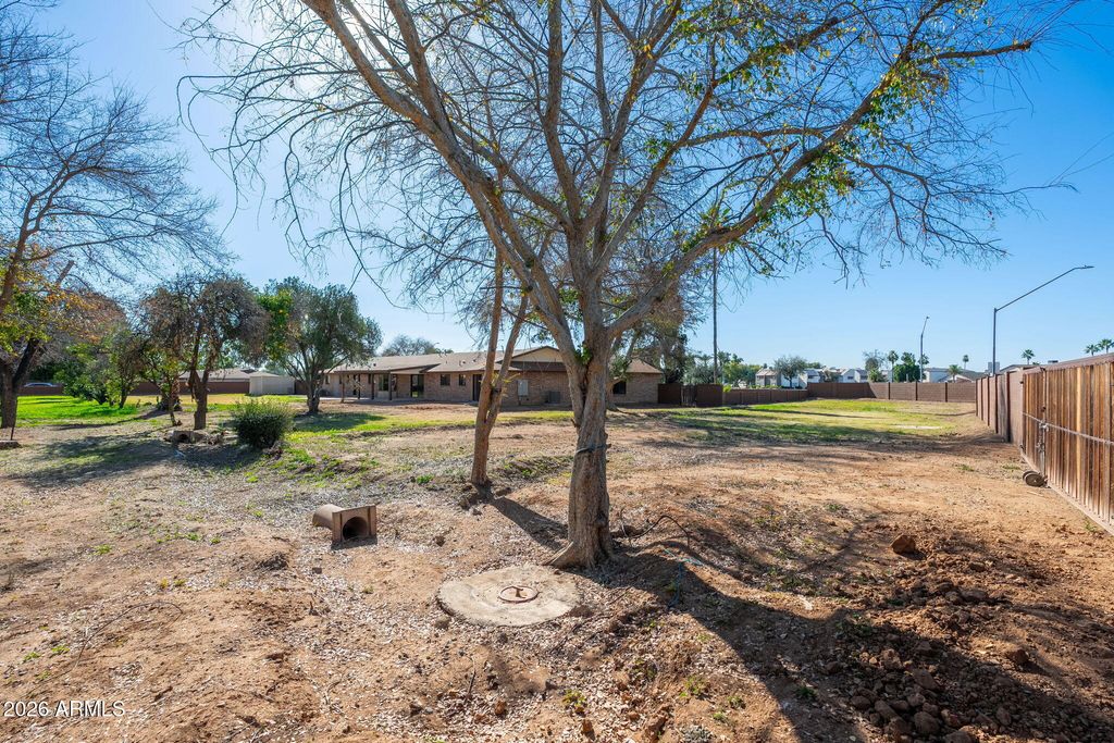 Image 39 of property listing at 10839 N 59TH Avenue, Glendale, AZ 85304