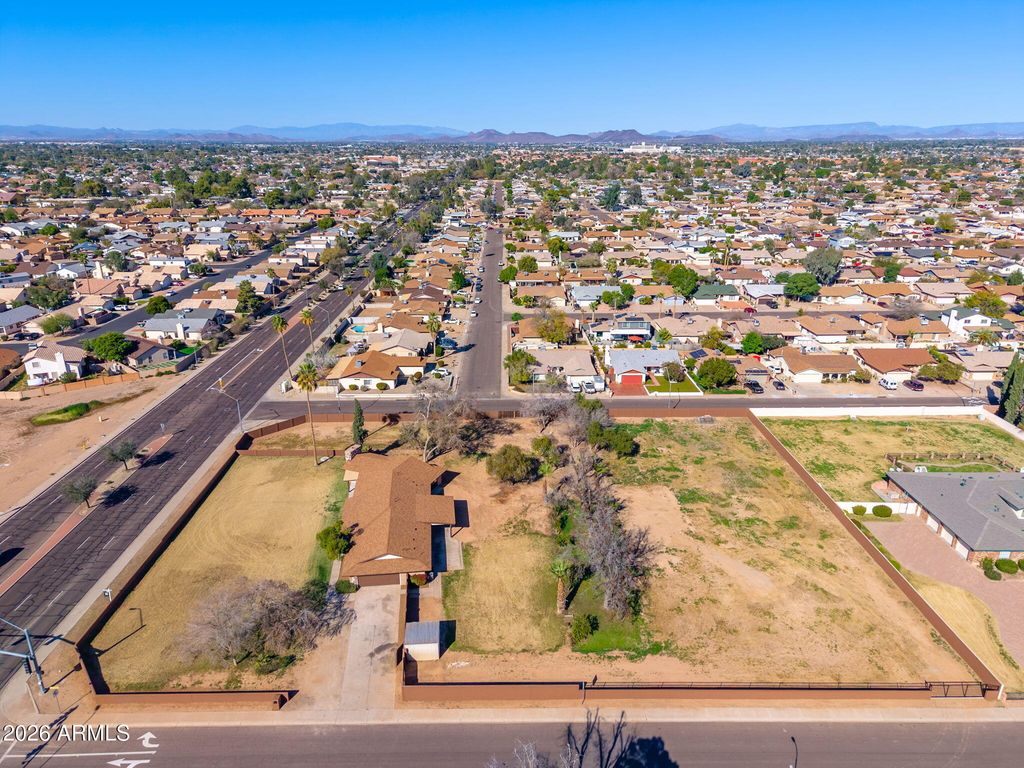 Image 43 of property listing at 10839 N 59TH Avenue, Glendale, AZ 85304