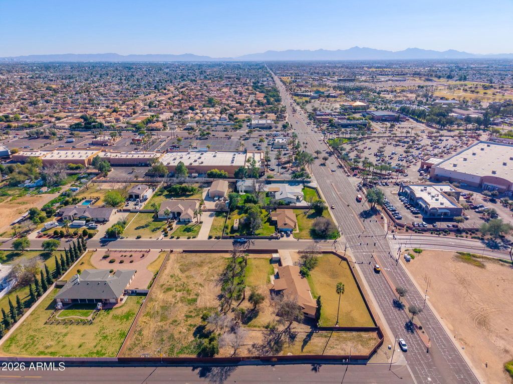 Image 47 of property listing at 10839 N 59TH Avenue, Glendale, AZ 85304