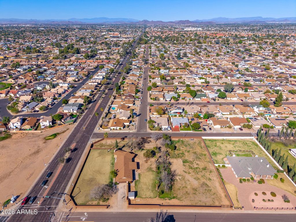 Image 48 of property listing at 10839 N 59TH Avenue, Glendale, AZ 85304