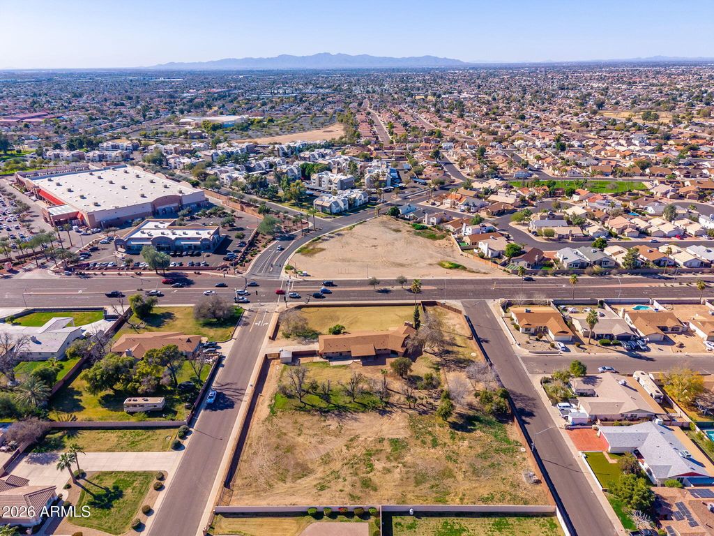 Image 49 of property listing at 10839 N 59TH Avenue, Glendale, AZ 85304