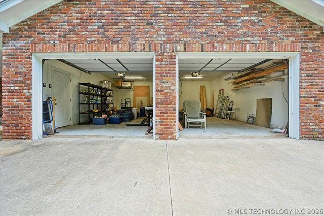 11644 S 76th East Avenue, Bixby, OK 74008