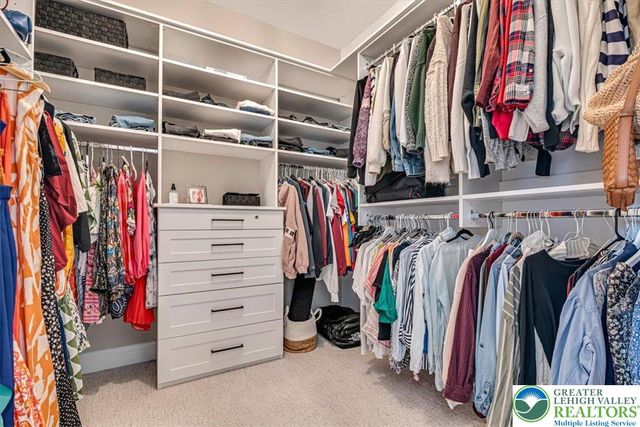 20 Ava Way, Williams Twp, PA 18042