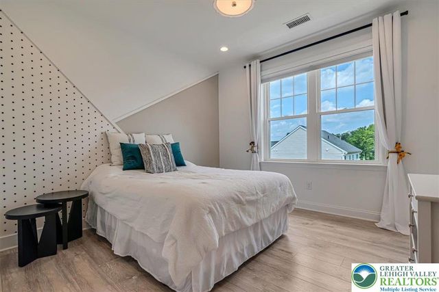 20 Ava Way, Williams Twp, PA 18042