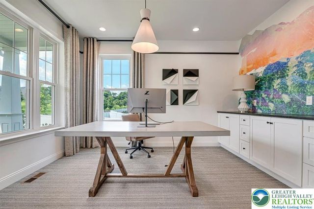 20 Ava Way, Williams Twp, PA 18042