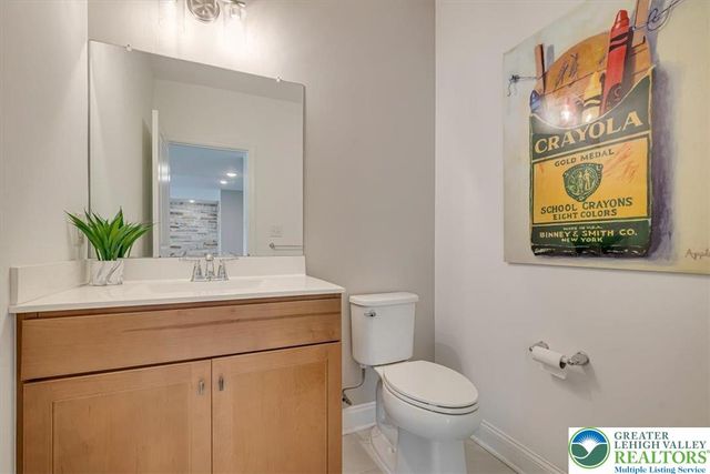 20 Ava Way, Williams Twp, PA 18042