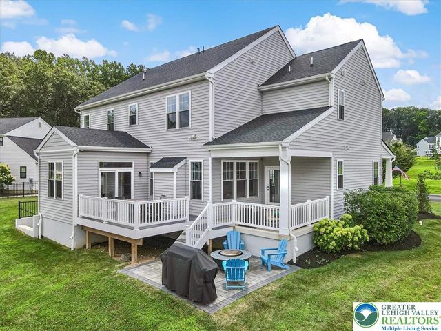 20 Ava Way, Williams Twp, PA 18042