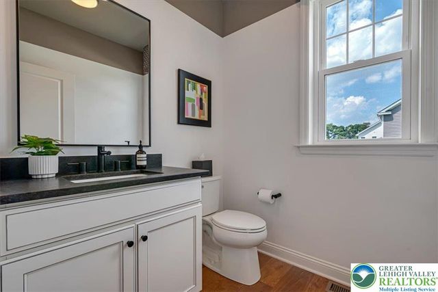 20 Ava Way, Williams Twp, PA 18042