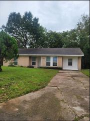 5530 Elm Springs Drive, Houston, TX 77048
