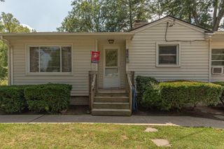 316 Riverside Drive, Manchester Vlg, MI 48158