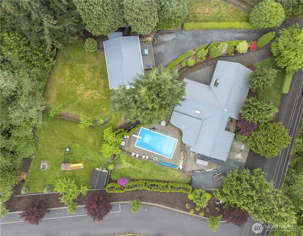 428 W Davies Loop, Lake Stevens, WA 98258
