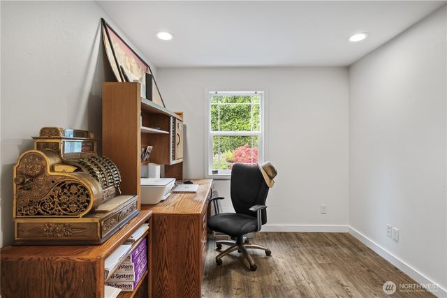 428 W Davies Loop, Lake Stevens, WA 98258